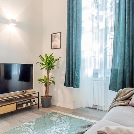 Апартаменты Duomo-Navigli Charming And Modern With Fast Wifi Милан Экстерьер фото