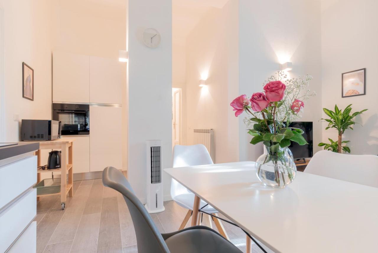 Апартаменты Duomo-Navigli Charming And Modern With Fast Wifi Милан Экстерьер фото
